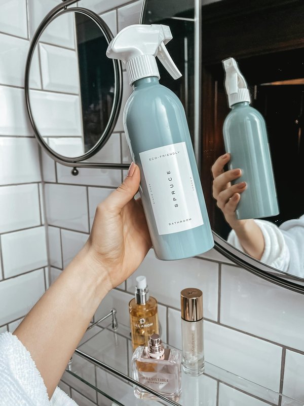 Comment créer une salle de bains fonctionnelle et accessible pour les personnes à mobilité réduite?